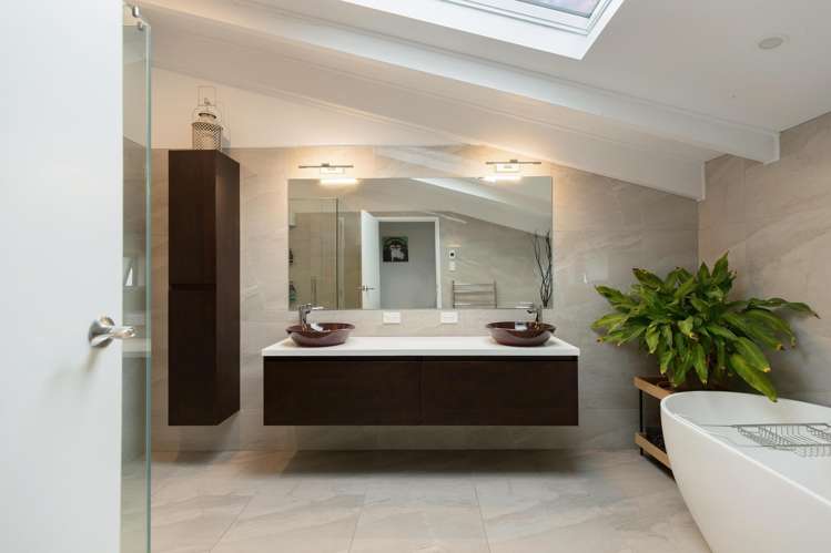 20 Greenstone Place Fernhill/Sunshine Bay_14