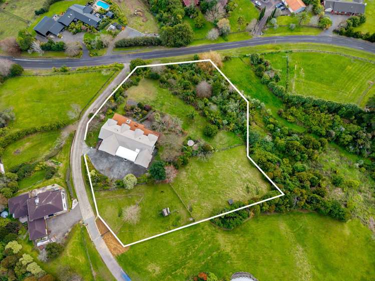175 Macwhinney Drive_5