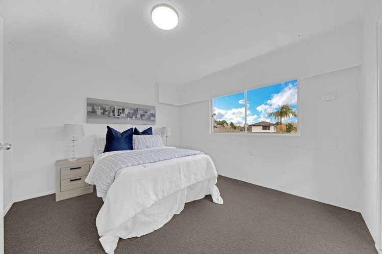 507 West Coast Road Oratia_22