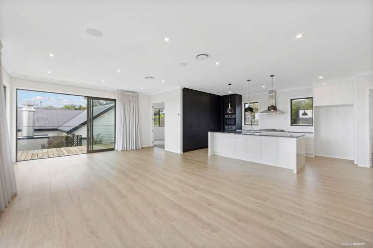 2 Ridgeview Close Red Beach_11