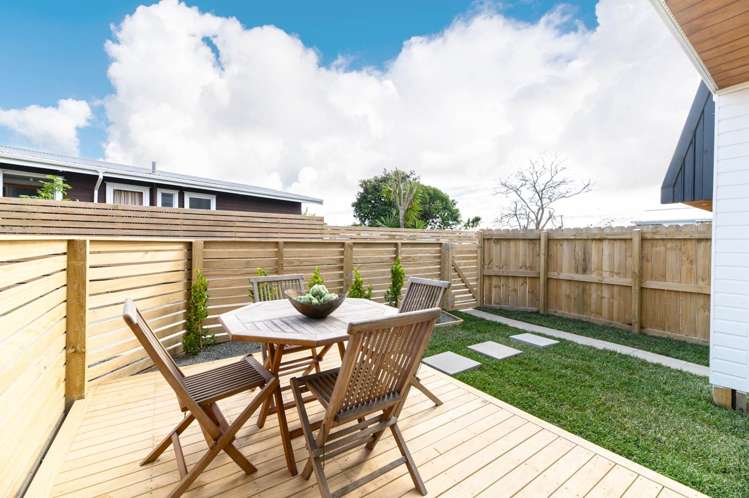 15b Addison Street Blockhouse Bay_5