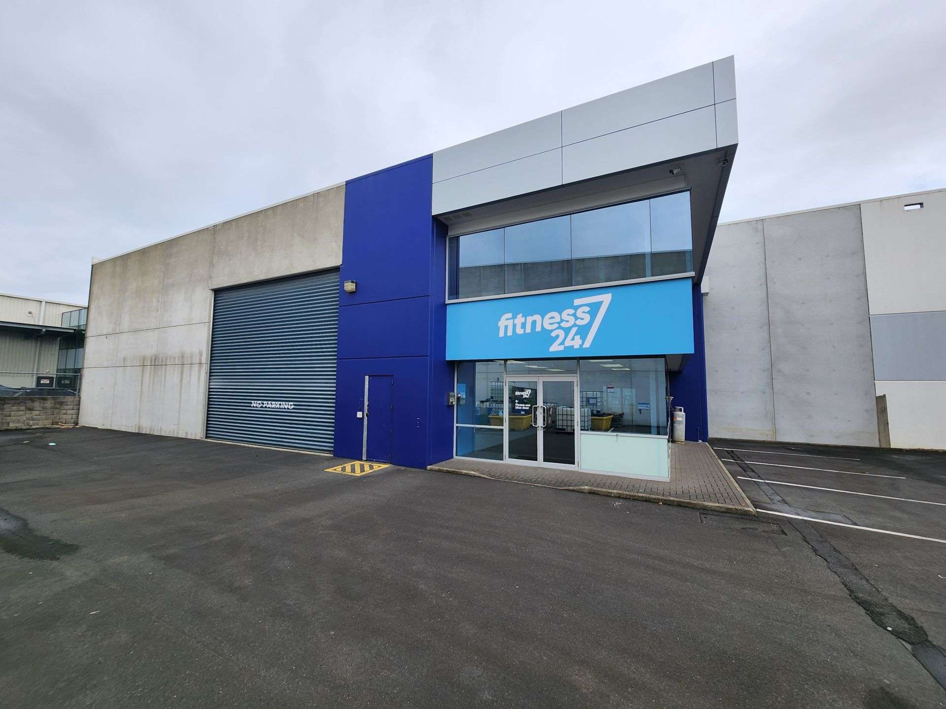 Unit B/3 Airpark Drive Mangere_0