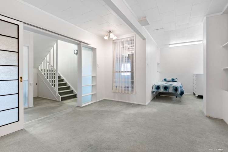 2/107 Olsen Avenue Hillsborough_5