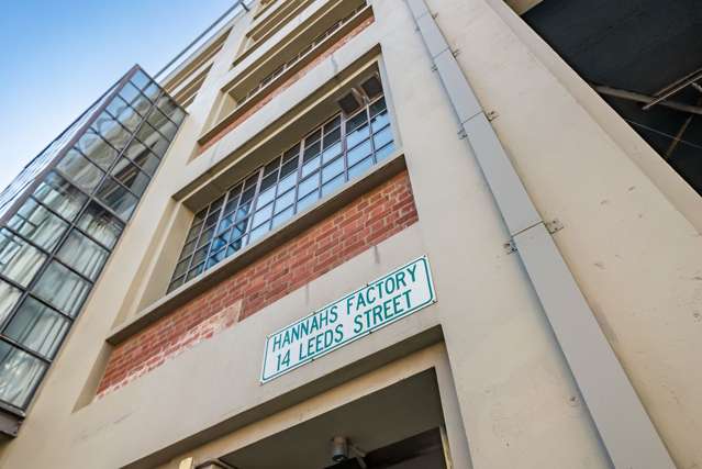 Fabulous Warehouse Apartment in Central Wellington