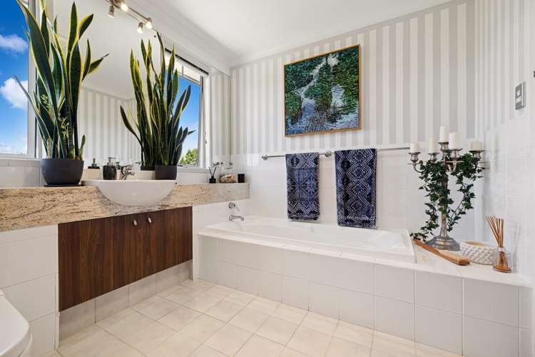 44 Isobel Road Greenhithe_18