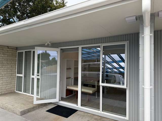 2/7 Tulloch Place Conifer Grove_1