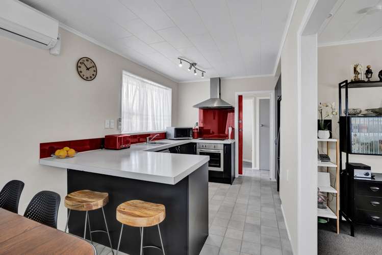 11 Warkworth Grove Bell Block_4