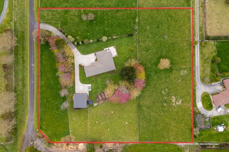 186b Holland Road Puketaha_1