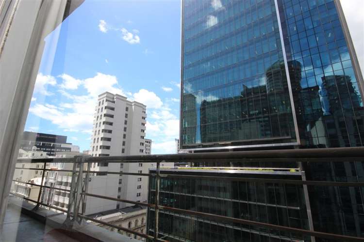 702/105 Queen Street Auckland Central_6