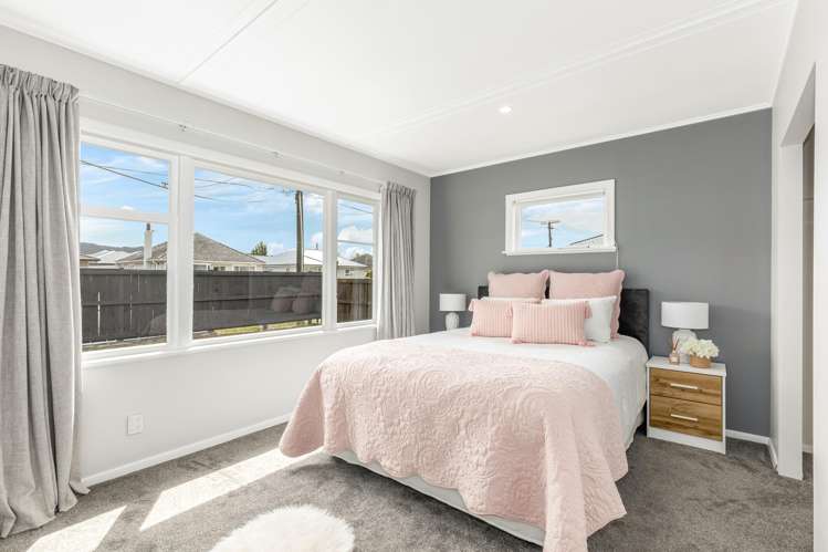 72 Hyde Street Wainuiomata_12