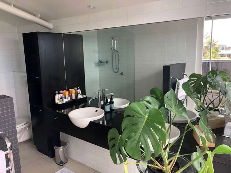 8b Marama Street Castor Bay_17