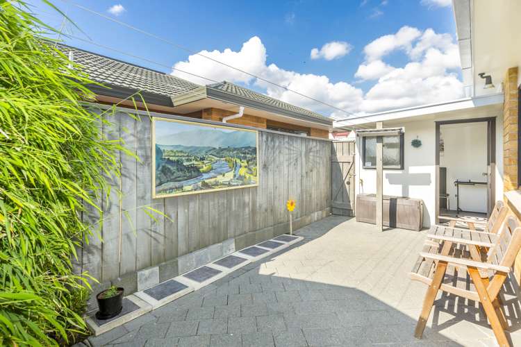 619- Fergusson Drive Trentham_12