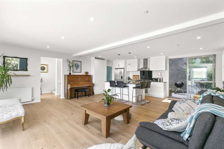 6 Owhiro Bay Parade Island Bay_5