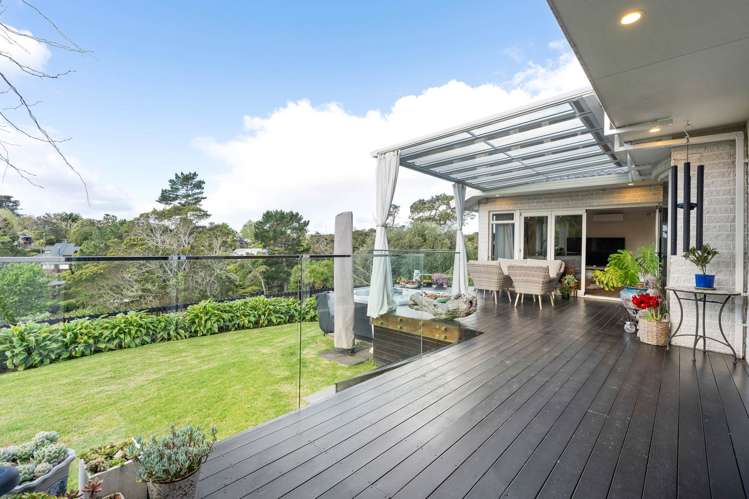 22 Windfall Grove Greenhithe_20