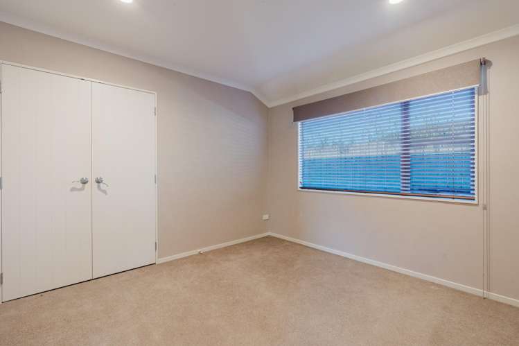 10 Burgundy Court Rototuna_9