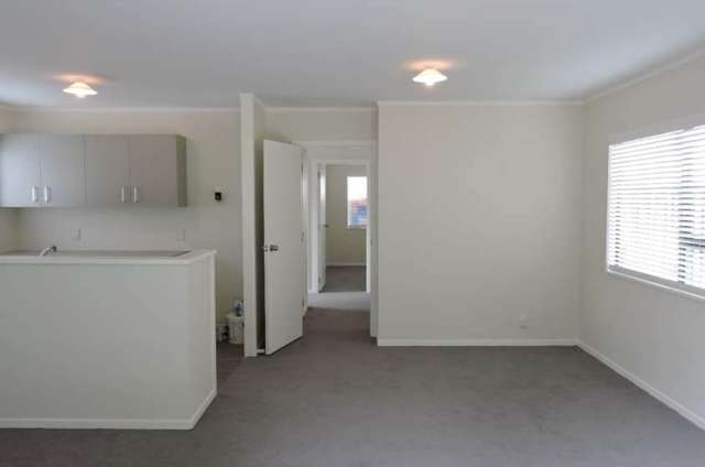 2/22 Great South Road Papakura_1