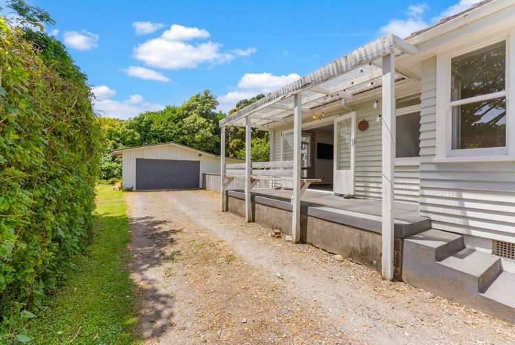 41 Cumming Street Okato_12