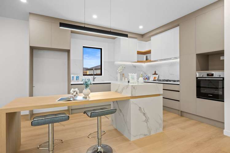 12 & 14 Furlough Road Opaheke_9