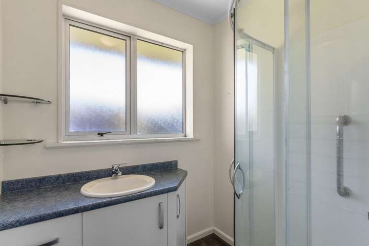 18B Pahau Place Cracroft_5