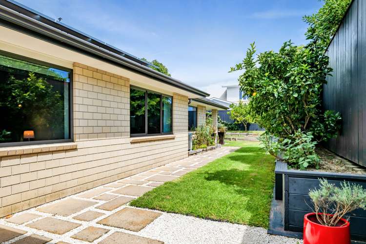 28 Paynters Avenue Strandon_26