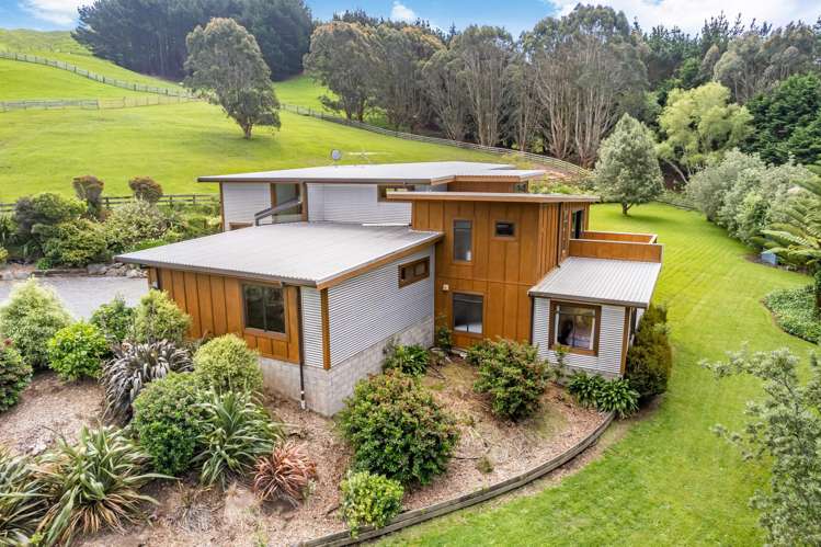 97a Coroglen Rise Plimmerton_22