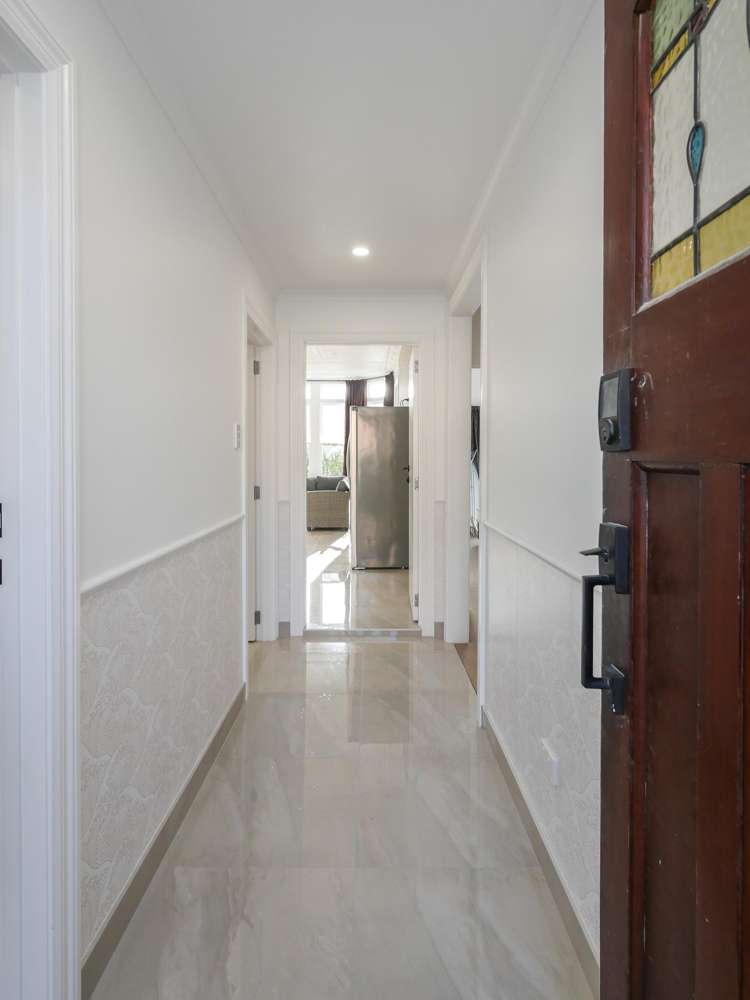 31 Royston Street North East Valley_7