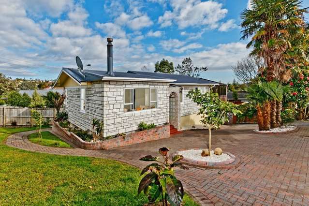 61 Captain Scott Road Glen Eden_1