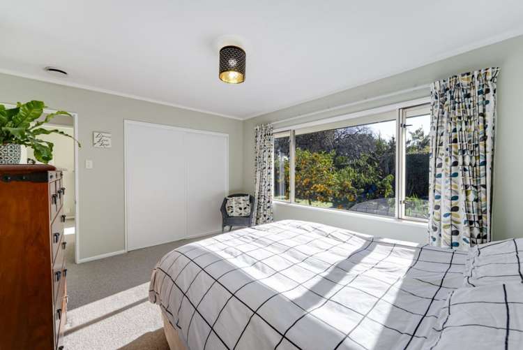 40 Aldinga Avenue Stoke_11