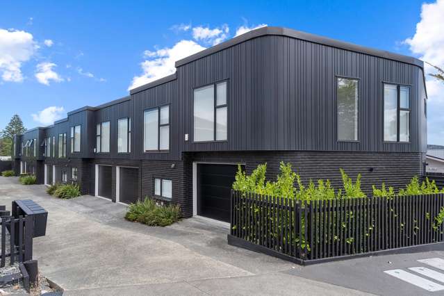 3/22 Heaphy Street Blockhouse Bay_2