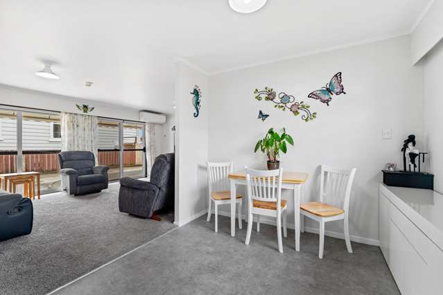 12A Armstrong Avenue Woodhill_2