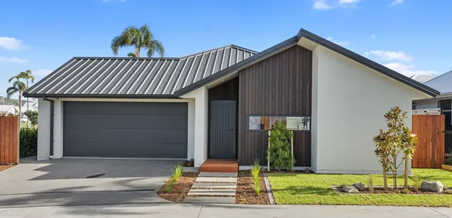 Palm Springs, Papamoa