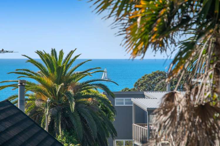 22 Glenelg Road Red Beach_24
