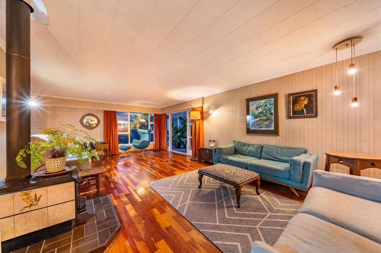 8 Ruru Crescent Heretaunga_8