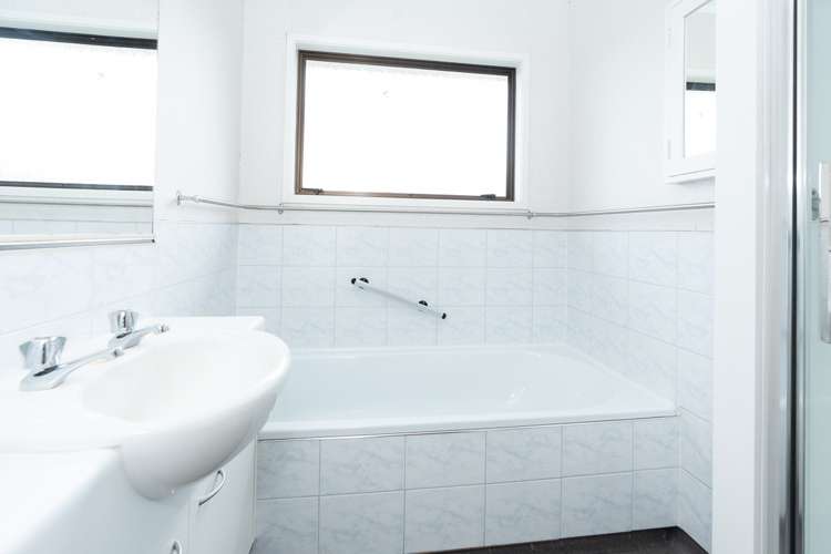 135 Tuhikaramea Road Dinsdale_16