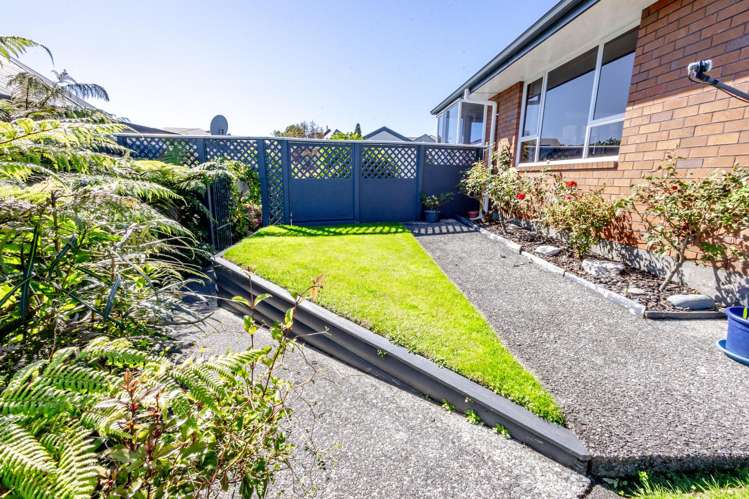 21 Alpine View Hokitika_23