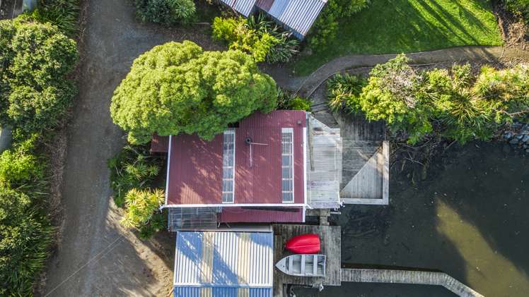 Boat Shed/3 Hikoikoi Reserve Petone_26