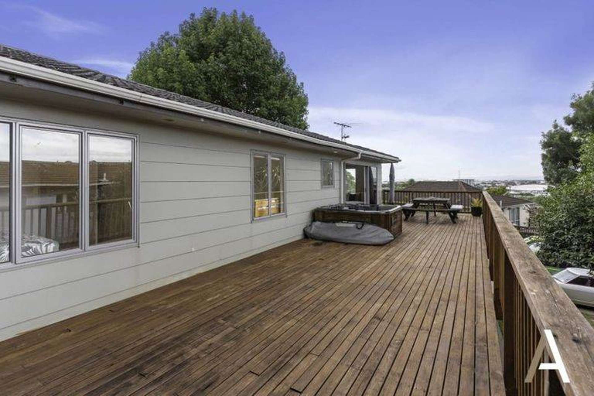 42 Banyan Drive Totara Heights_0