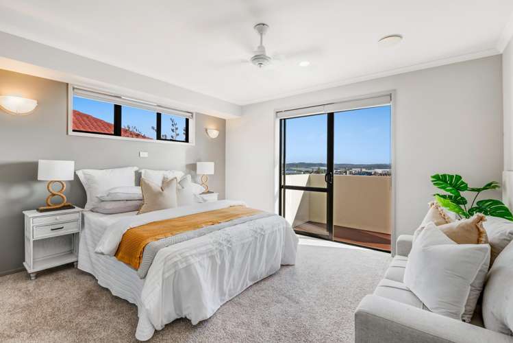 35 Black Teal Close Unsworth Heights_6