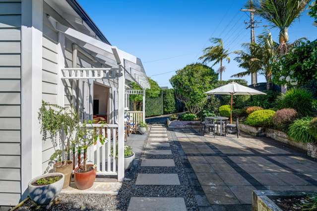 65 Vipond Road Stanmore Bay_3