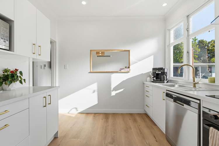 17 Hutchison Crescent_4