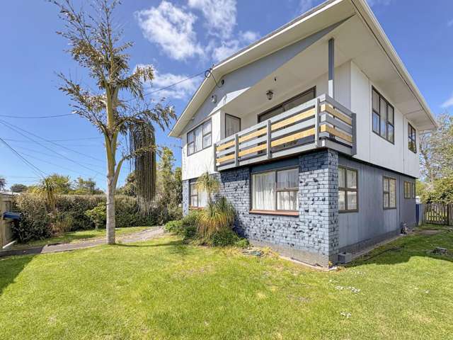 WHANGANUI EAST - 4 BEDROOMS