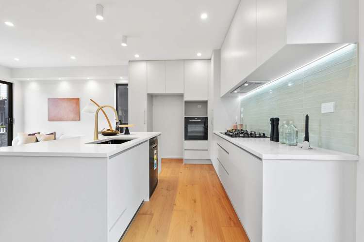 10B Agathis Avenue Mairangi Bay_9