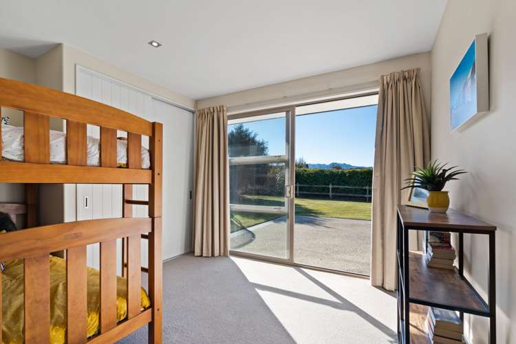 28 Matheson Crescent Albert Town_14