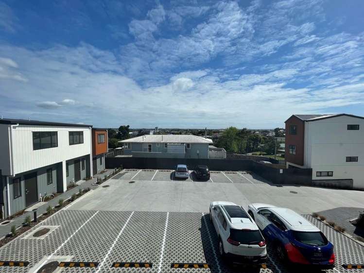 6/6 Kereru Street Henderson_12