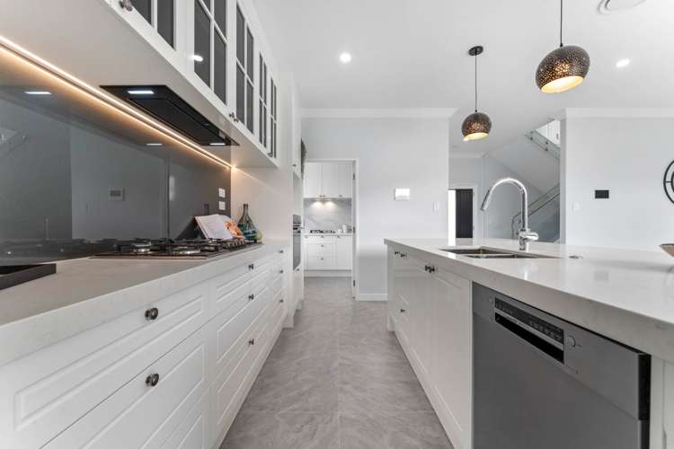 3 Crows Road Swanson_8