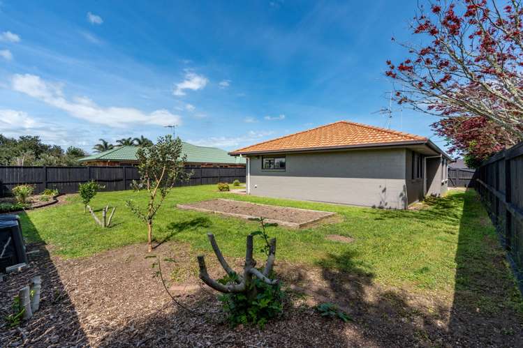 17 Burgundy Court Rototuna_27