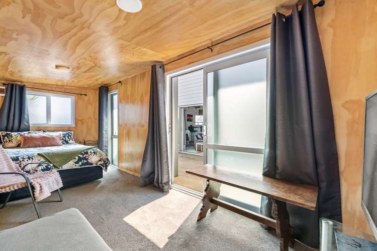 49 Jonathon Street Brookfield_13