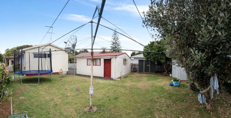 21 Jordan Avenue Onehunga_12