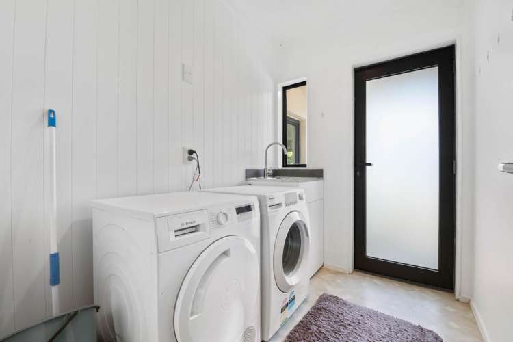 42 Bush Road Tuamarina_14