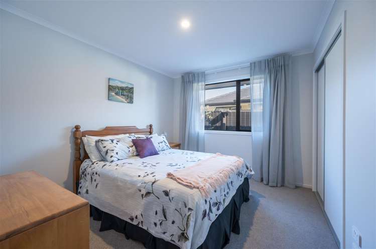 43 Oakdale Grove Richmond_10